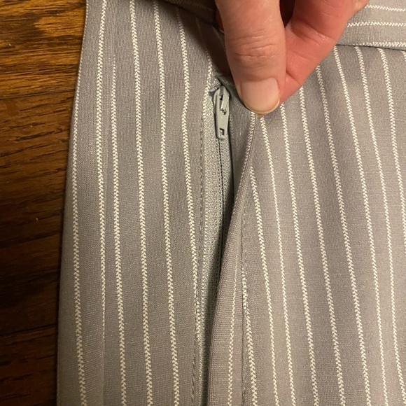 Betabrand Skinny Leg Cigarette Dress Pant Yoga Pants size Large Short Petite - Picture 6 of 7